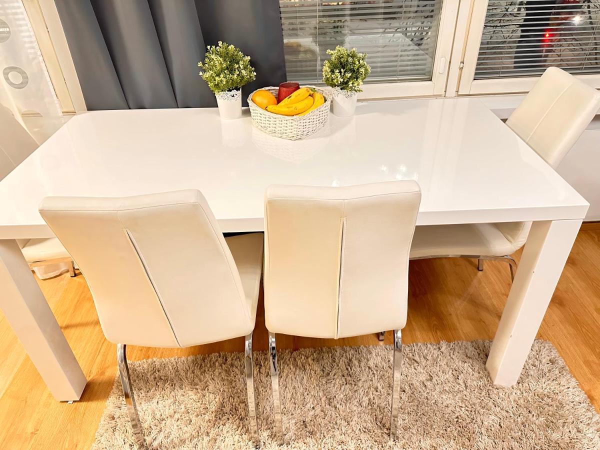 3-Room Apartment In Oulu Center, Parking Exterior photo